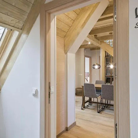 Luderna - Duplex Serradet *