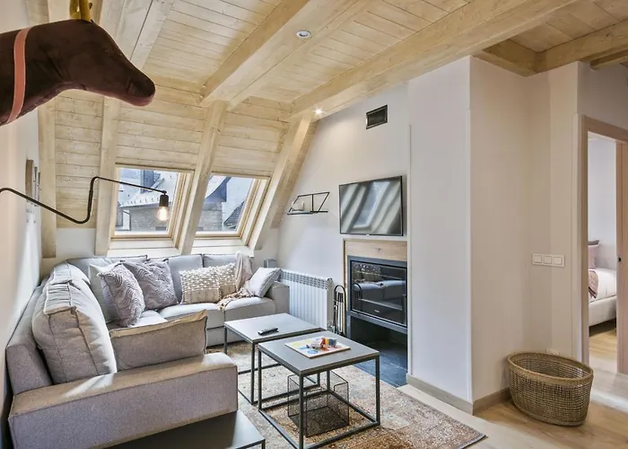 Luderna - Duplex Serradet *