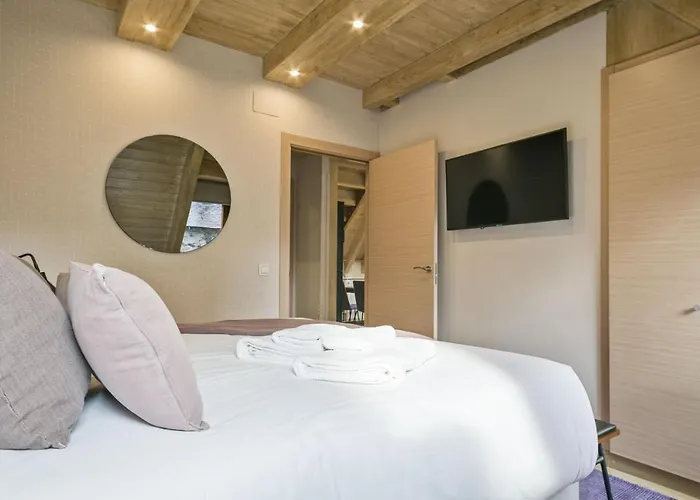 Luderna - Duplex Serradet *